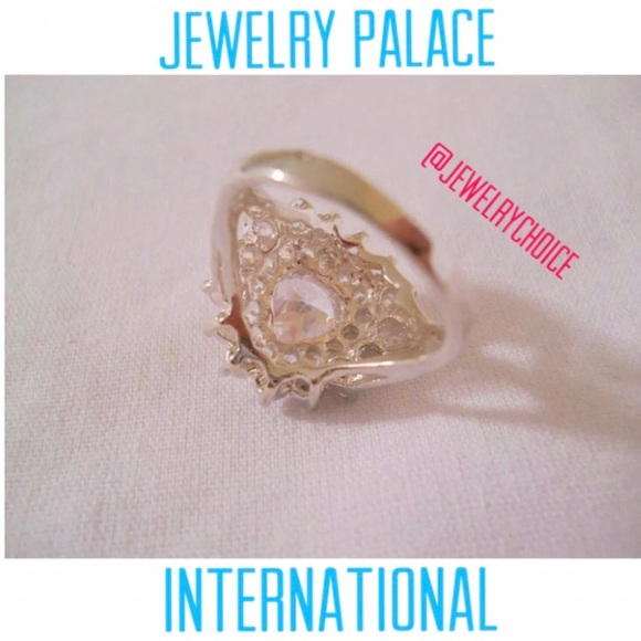 925 Stamped Silver Heart Shape Cubic Zirconia Ring - Picture 8 of 12